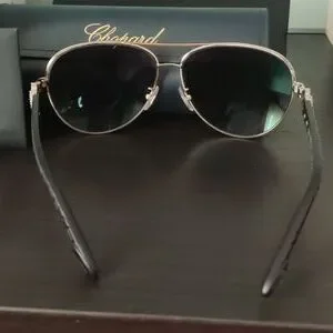 Chopard | Accessories | Gorgeous Authentic Chopard Women  display picture 1